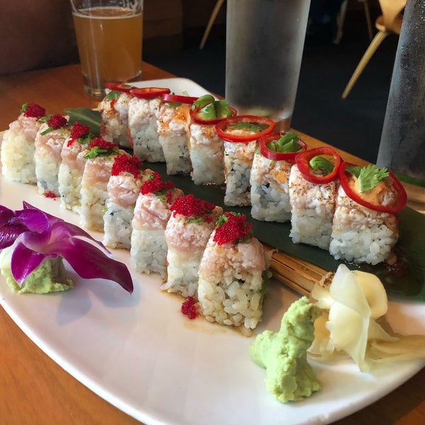 Foto tomada en Masu Sushi  por Colby A. el 8/17/2018