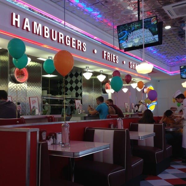 Photo taken at Johnny Rockets by Annie F. on 8/3/2013