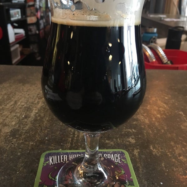 Photo taken at 350 Brewing Company by Dan A. on 2/17/2019
