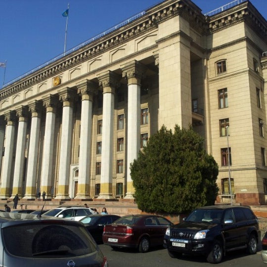 Kbtu kz. Kbtu university. Kbtu kz. Кбту университет в алматы логотип. Асфандияров университет в алматы.
