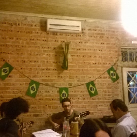 Das Foto wurde bei Café Parangolé von Rogério A. am 6/27/2014 aufgenommen