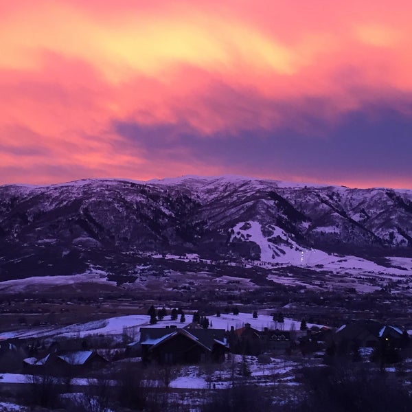 12/25/2014 tarihinde Mark B.ziyaretçi tarafından Powder Mountain'de çekilen fotoğraf