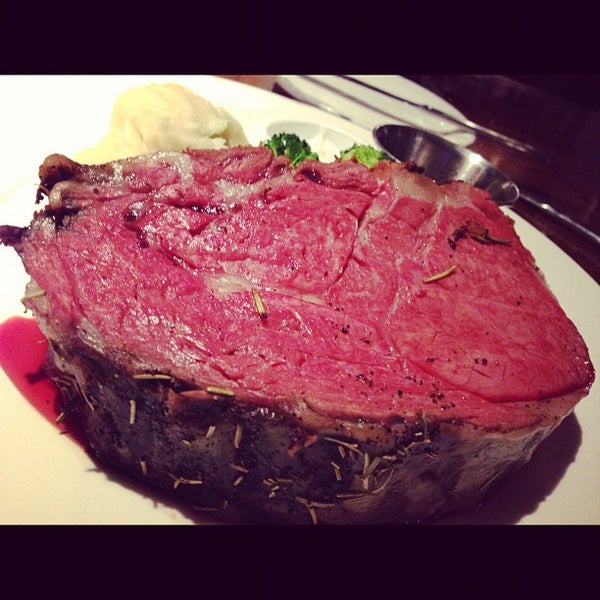 Снимок сделан в Trancas Steakhouse пользователем LeO S. 9/23/2012