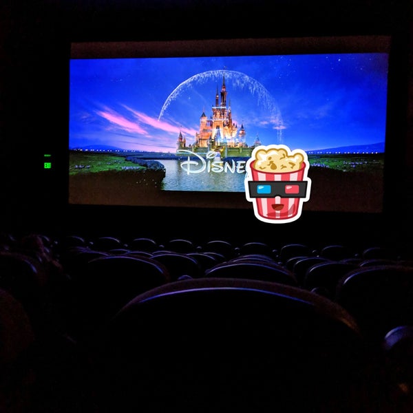 Foto di Regal Martin Village ScreenX & IMAX Bioskop di Lacey