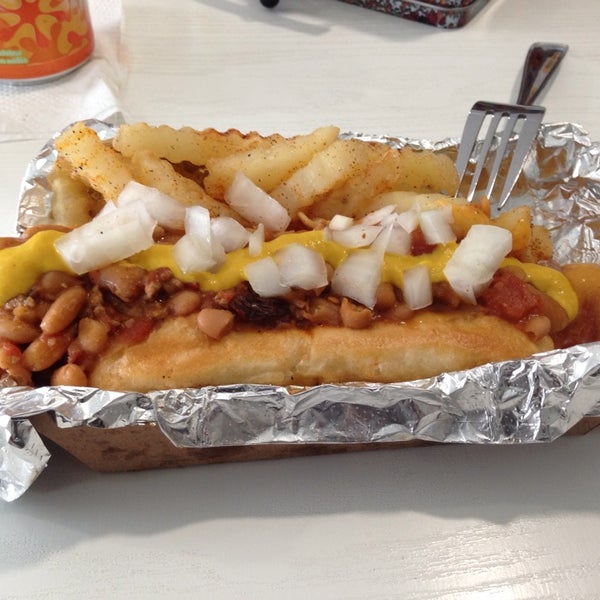 El hot dog tejano es mi favorito Chile con carnes es lo mejor!!!!