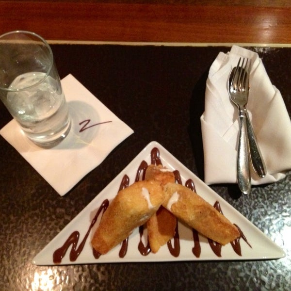 1/22/2013 tarihinde Lamont M.ziyaretçi tarafından Zins Restaurant'de çekilen fotoğraf