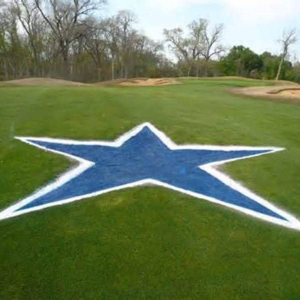 Foto diambil di Cowboys Golf Club oleh Manuel C. pada 2/18/2014