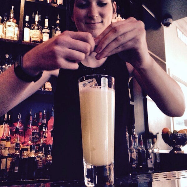 Foto scattata a Uva Wine &amp; Cocktail Bar da Tarquin M. il 1/20/2015