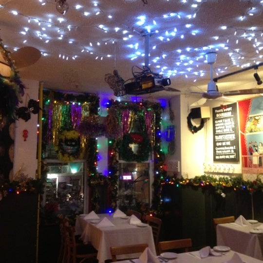 Снимок сделан в Southern Accent Restaurant пользователем Blair B. 12/29/2012