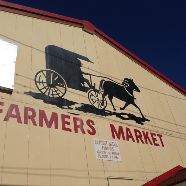 Das Foto wurde bei Allentown Farmers Market von artemisrex am 3/30/2013 aufgenommen