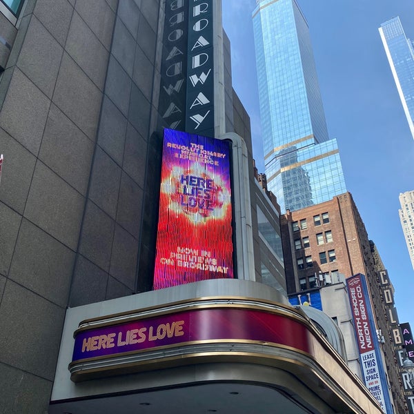 7/15/2023 tarihinde John S.ziyaretçi tarafından Broadway Theatre'de çekilen fotoğraf