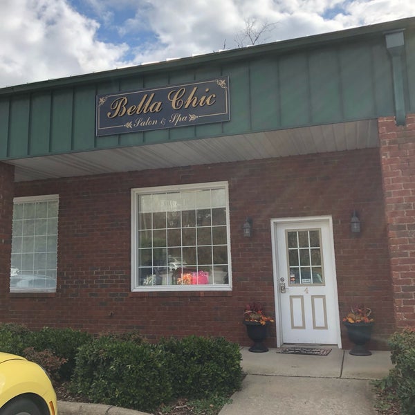 Bella Chic Hair Salon in Asheville