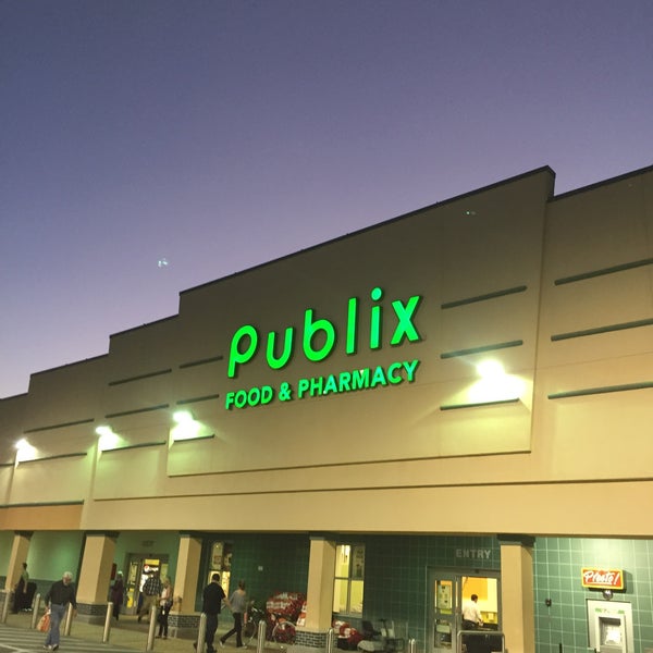 Publix Grocery Store in Lakeland