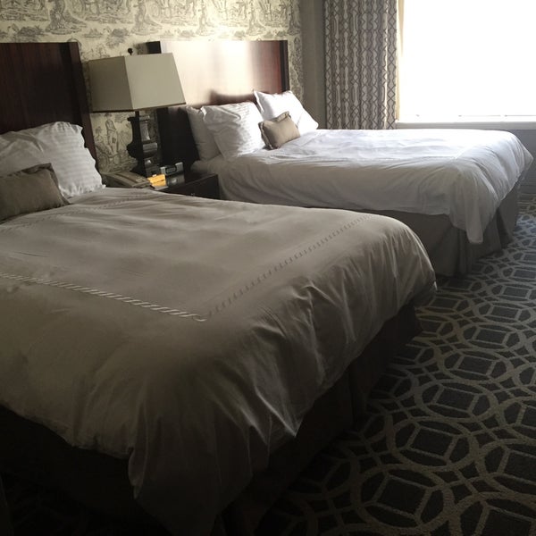 4/29/2015にCarol F.がLoews Madison Hotelで撮った写真