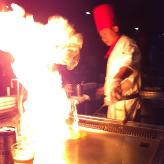 10/4/2012 tarihinde Pauline F.ziyaretçi tarafından Tokyo Steakhouse'de çekilen fotoğraf