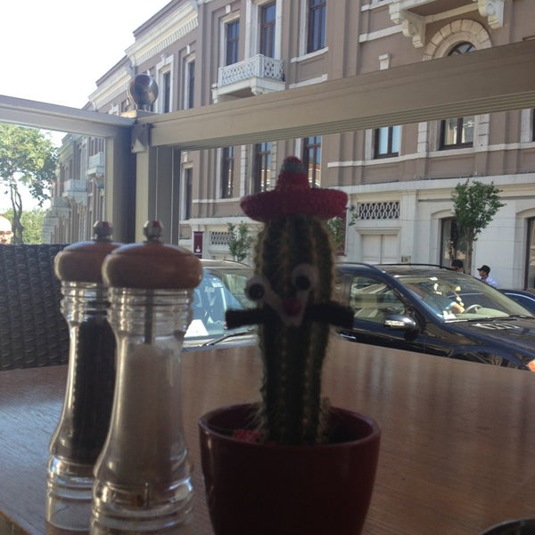6/25/2013 tarihinde idil e.ziyaretçi tarafından Minyon W Istanbul Hotel'de çekilen fotoğraf