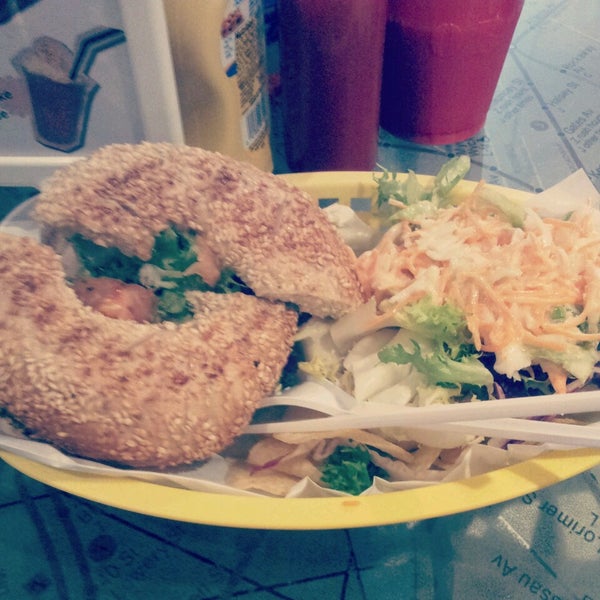 Photo taken at Bagel Tom by 바바라 on 7/4/2013