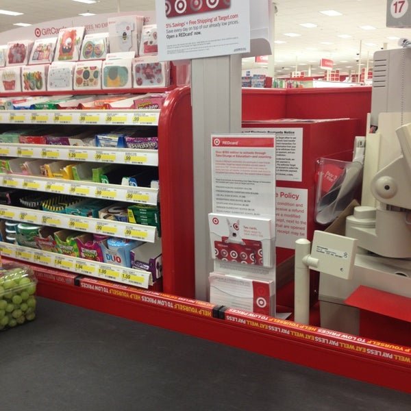 Target Fredericksburg'da Hipermarket