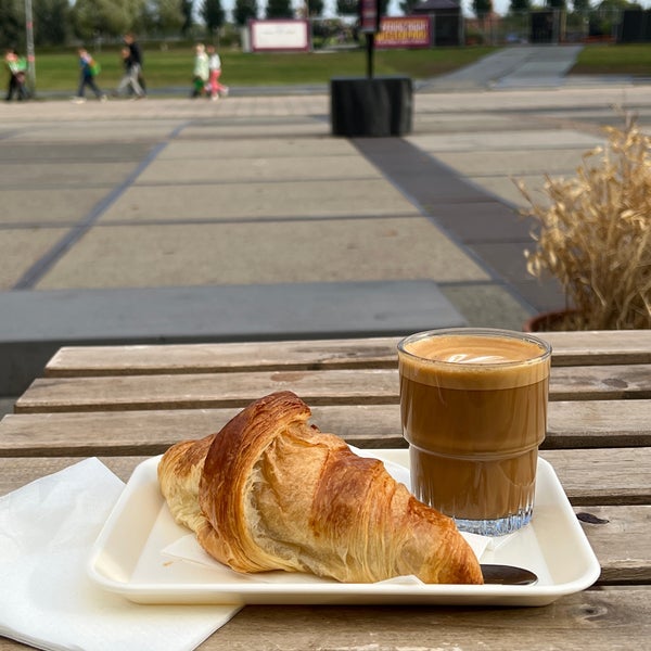 9/9/2022 tarihinde Carolineziyaretçi tarafından Espressofabriek'de çekilen fotoğraf