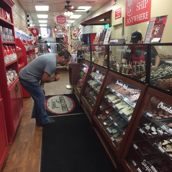 The Fudgery Of Charleston Ice Cream Shop in Downtown Charleston