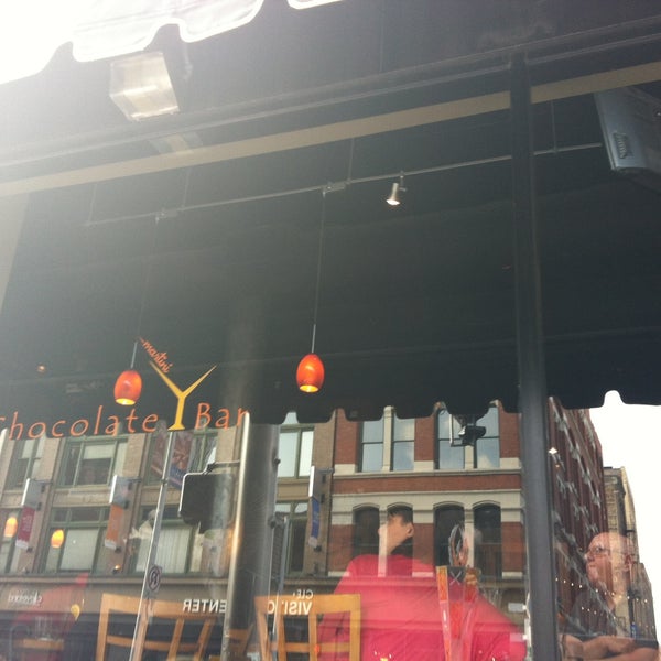 5/19/2013にRamyaがChocolate Barで撮った写真