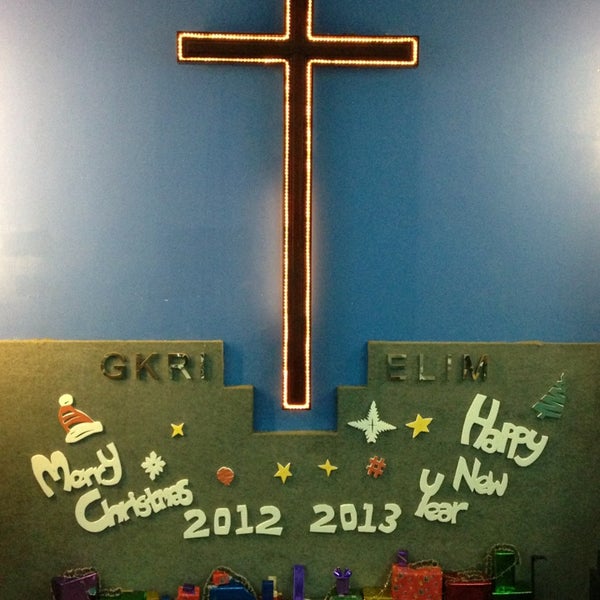Foto scattata a Elim Ministries (GKRI Elim) da Lucky L. il 12/31/2012