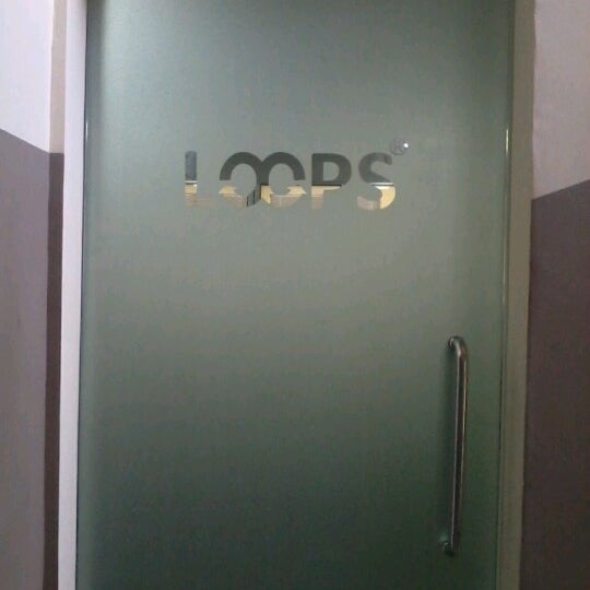 Foto diambil di Loops Solutions oleh Indulekha N. pada 10/1/2012