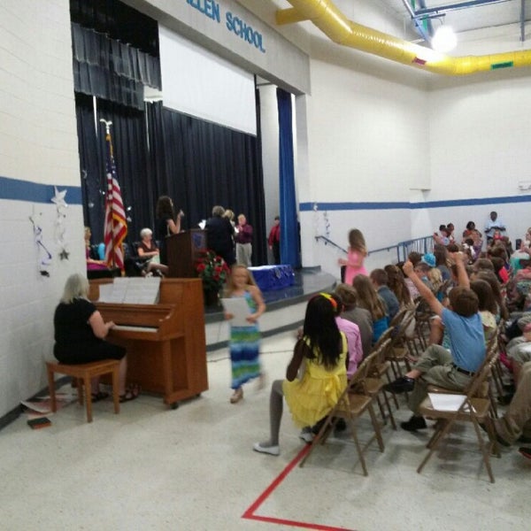 Allen Elementary School Elementary School in Dallas Bay Lakesite