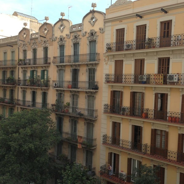 7/14/2013 tarihinde Брунгильдаziyaretçi tarafından Hotel Vilamarí'de çekilen fotoğraf