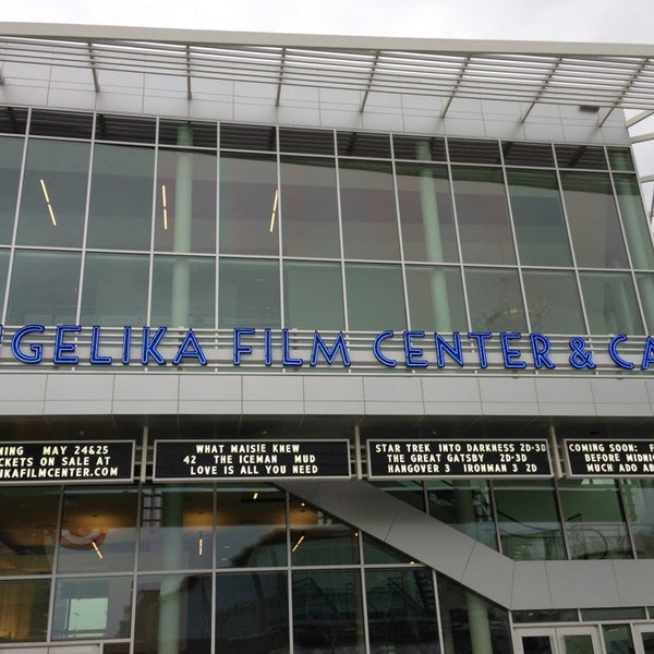5/27/2013 tarihinde Brian K.ziyaretçi tarafından Angelika Film Center at Mosaic'de çekilen fotoğraf