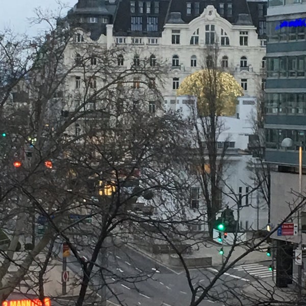 Foto scattata a Motel One Wien-Staatsoper da Volodymyr S. il 12/25/2018