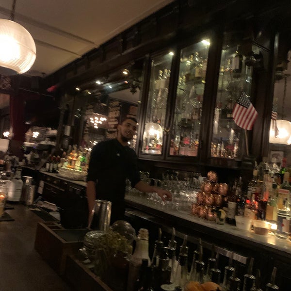 Photo prise au The Bar Room par Elvan S. le11/9/2019