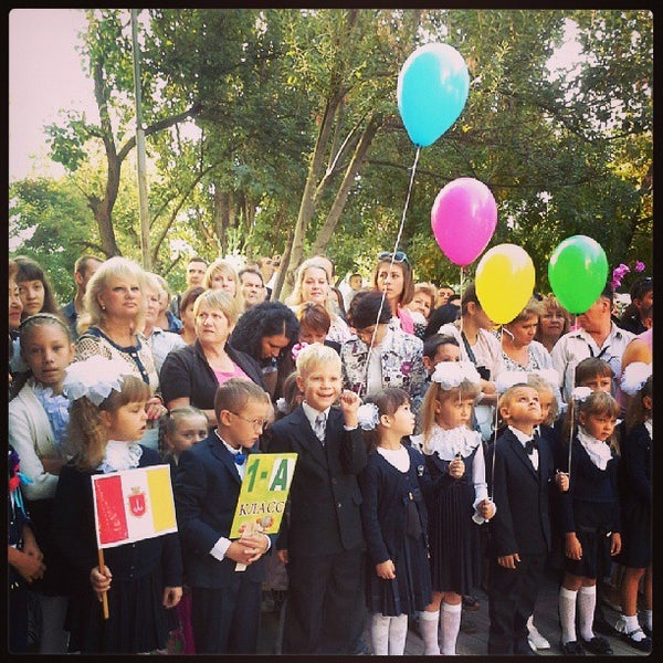 Школа 89 барнаул. Школа 89 нижний новгород. Школа 89 калининского района санкт-петербурга. Нижний новгород улица гончарова школа 120. Школа 89 нижний новгород.