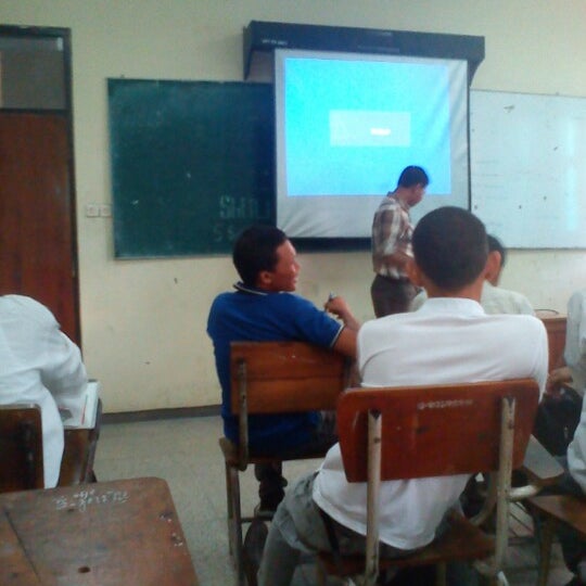 Photos At Gedung A6 Fakultas Teknik Mesin Unesa Ketintang