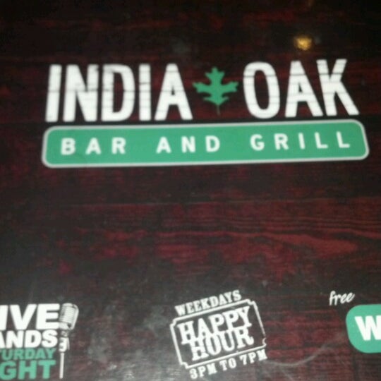 Foto tirada no(a) India Oak Grill por OOPS! I p. em 9/16/2012
