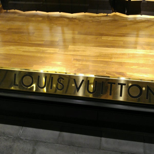 Louis Vuitton Chicago Oakbrook Center Store in Oakbrook, United