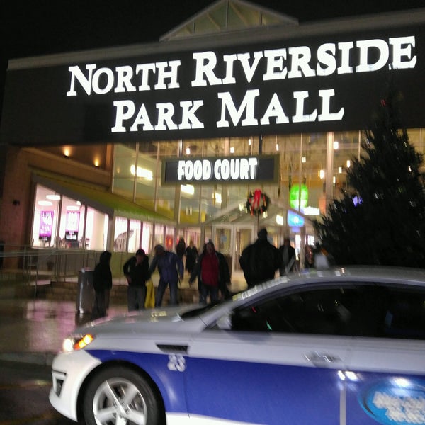 North Riverside Park Mall, 7501 W Cermak Rd, North Riverside, IL, Eating  places - MapQuest