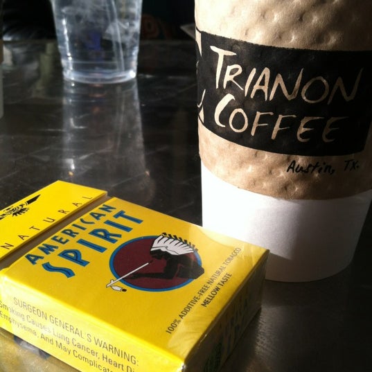Снимок сделан в Trianon Coffee пользователем Tammy P. 12/26/2012