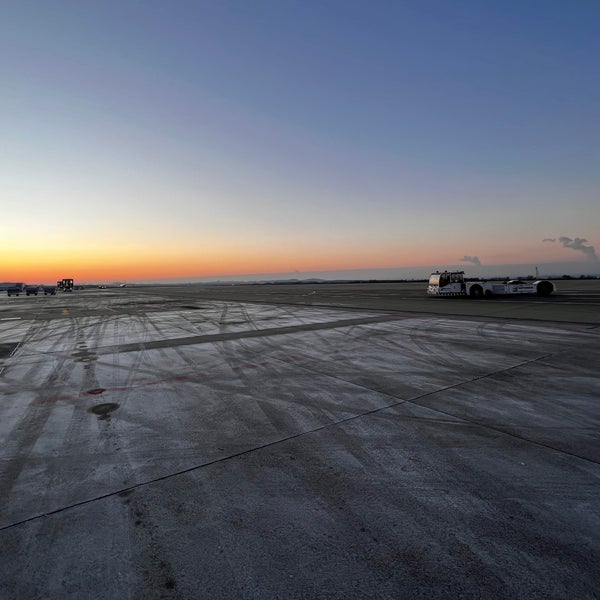 12/16/2022にLaimonasがDortmund Airport 21 (DTM)で撮った写真