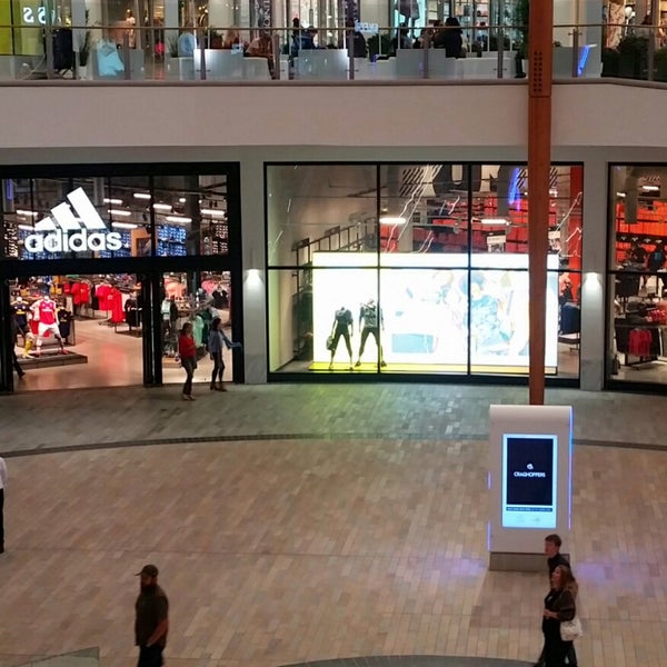 Nike Store - Tienda de artículos deportivos en London
