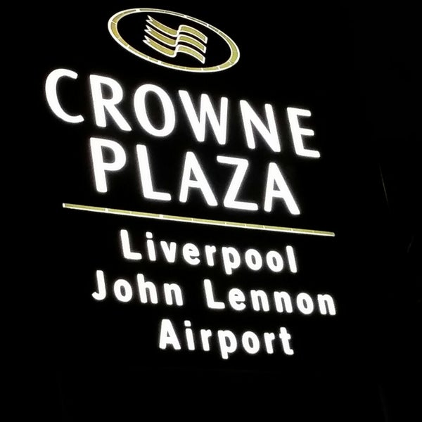 Foto tirada no(a) Liverpool John Lennon Airport (LPL) por Jaynell P. em 1/14/2019