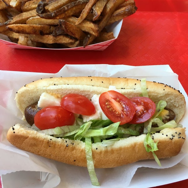 Photo taken at Hot&quot;G&quot;Dog by L. on 9/18/2016