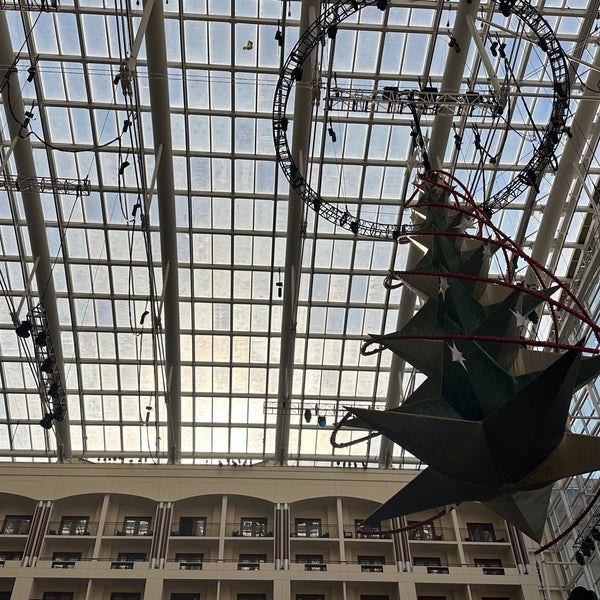 Photo taken at Gaylord National Resort &amp; Convention Center by Robert D. on 11/27/2023
