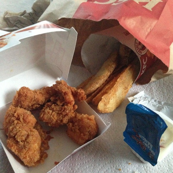 KFC 8579 Elk Grove Blvd