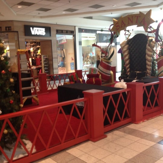 Photo taken at The Galleria at White Plains by Martin M. on 11/8/2012