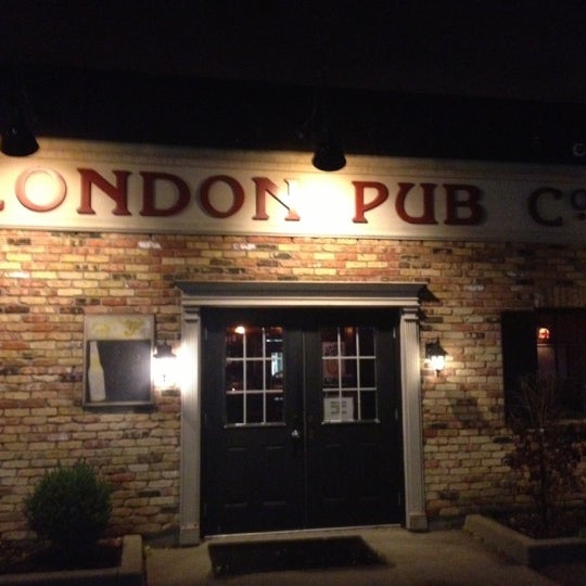 11/3/2012にSteven L.がLondon Pub Co.で撮った写真