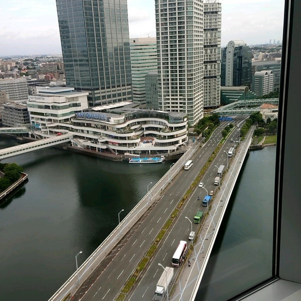 次での写真 富士フイルムビジネスイノベーション 横浜みなとみらい事業所 みなとみらい21のオフィス 次での写真 富士フイルムビジネスイノベーション 横浜みなとみらい事業所 みなとみらい21のオフィス