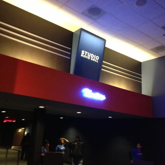 Photo taken at Studio Movie Grill Dallas Royal Ln by Matt H. on 12/17/2012