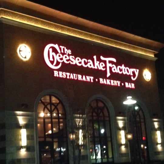 The Cheesecake Factory 9457 ziyaretçidan 128 tavsiye
