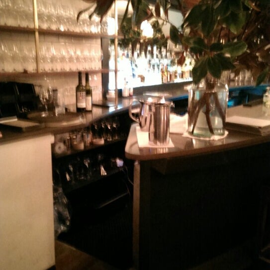 Foto scattata a Seasonal Restaurant &amp; Weinbar da Evgeny U. il 1/15/2014